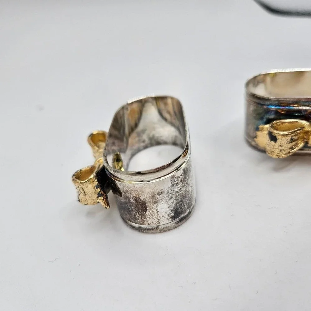 Set of 3 vintage silver bow tie napkin rings home, see photos for condition.